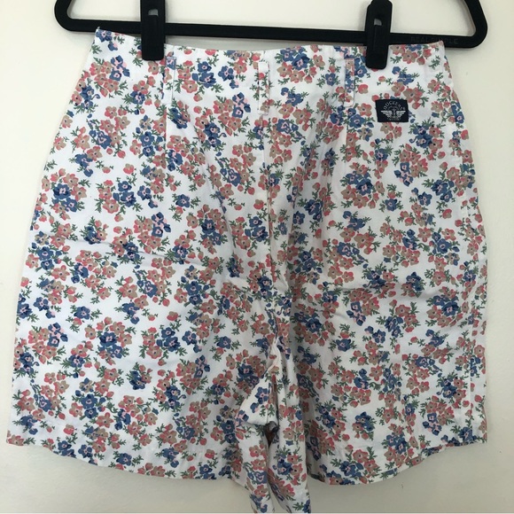 Vintage Dockers Floral shorts size petite 12 - Picture 9 of 10